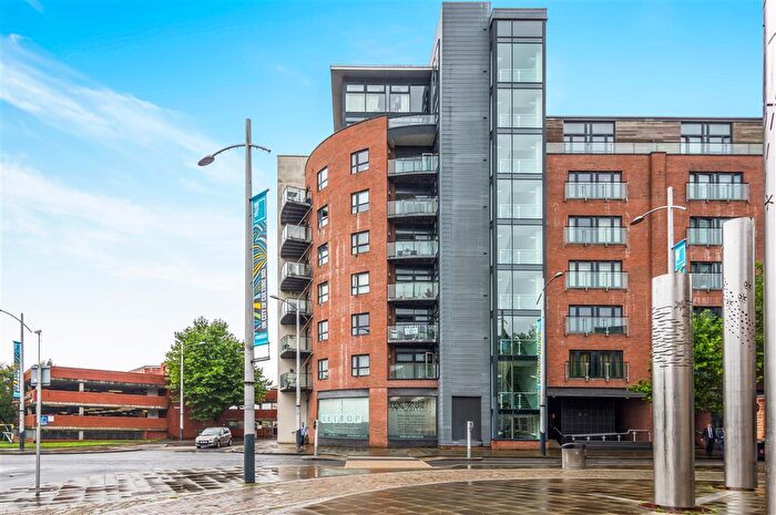 Flat To Rent In Princess Way, Excelsior Apartments, SA1