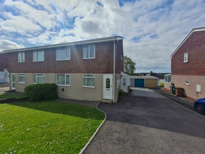 2 Bedroom Maisonette To Rent In Tithe Road, Plymouth, PL7