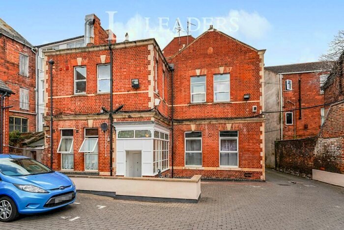 2 Bedroom Apartment To Rent In Chelsea Court, Southgate Street, GL1