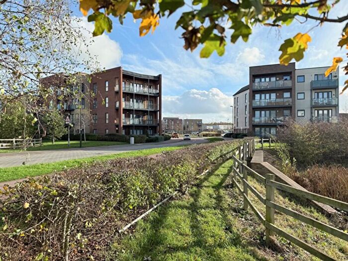 2 Bedroom Apartment To Rent In Eniac View, Atlas Way, Oakgrove, Milton Keynes, MK10