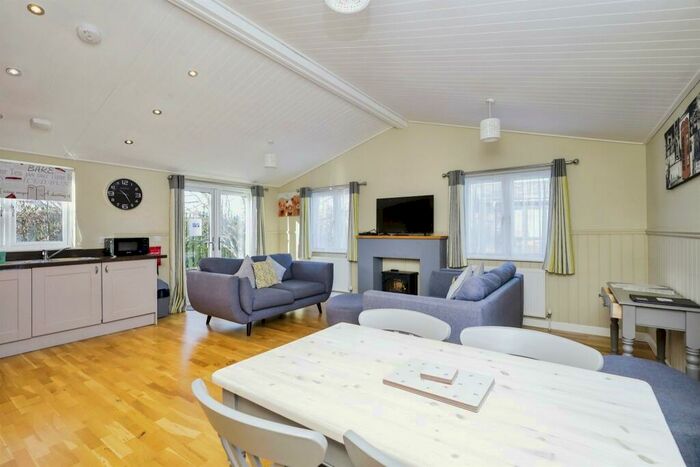 2 Bedroom Detached Bungalow For Sale In Hailsham Road, Stone Cross, Pevensey, BN24