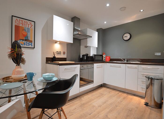 1 Bedroom Flat To Rent In Conway Road, London, SE18