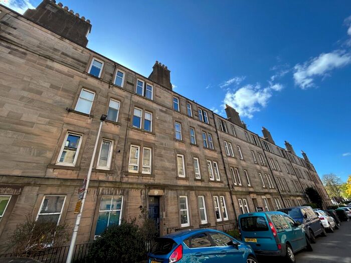 2 Bedroom Flat To Rent In Roseburn Place, Roseburn, Edinburgh, EH12