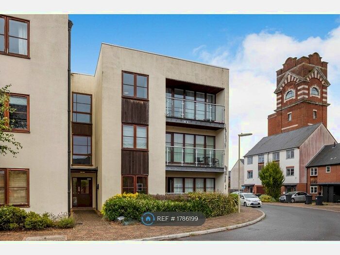 2 Bedroom Flat To Rent In Northbrook Crescent, Basingstoke, RG24