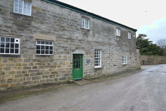 2 Bedroom House To Rent In Stable Cottage, Shadwell Lane, Leeds, LS17