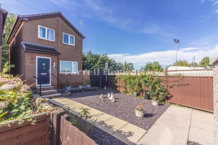 3 Bedroom Detached House For Sale In Pilling Close, Chorley, PR7