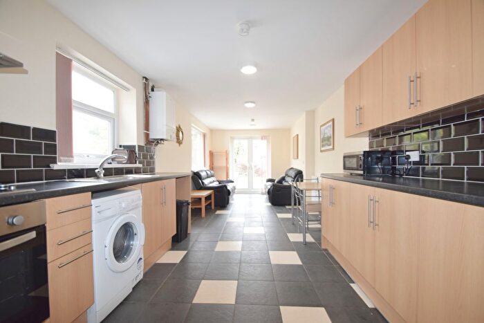 6 Bedroom Terraced House To Rent In Richards Street, Cathays, CF24