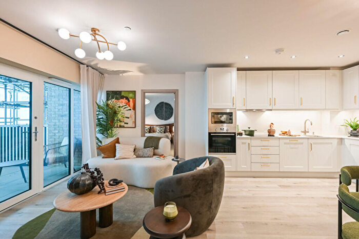 1 Bedroom Flat For Sale In Abbey Quay, Barking, IG11