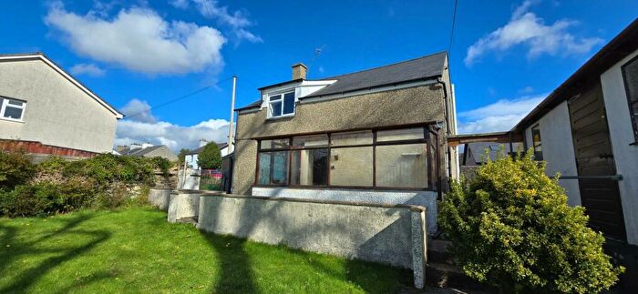 2 Bedroom Detached House For Sale In Garndolbenmaen, LL51