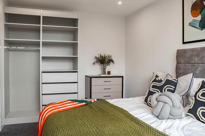 2 Bedroom Apartment To Rent In The Interchange, Stockport, SK3