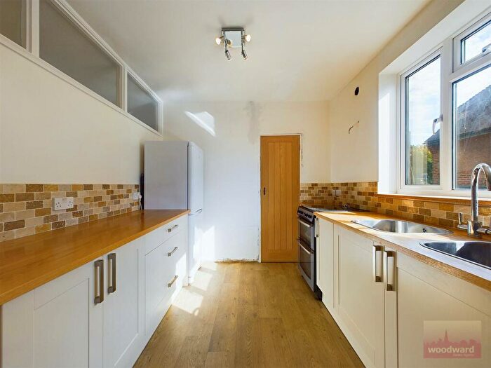 2 Bedroom Flat To Rent In , Lower Road, Harrow, HA2