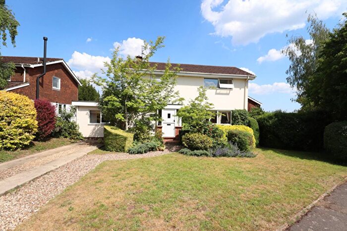 4 Bedroom Detached House For Sale In Ashley Piece, Ramsbury, SN8