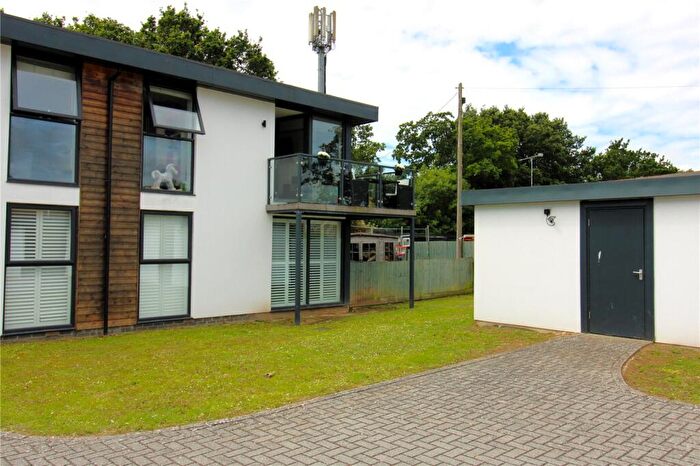 2 Bedroom Apartment For Sale In Stow Crescent, Fareham, Hampshire, PO15