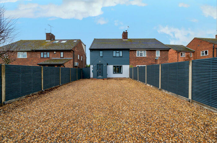 4 Bedroom Semi-Detached House For Sale In Walden Road, Little Chesterford, Saffron Walden, Essex, CB10