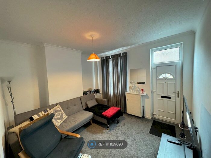 2 Bedroom Terraced House To Rent In Gladwyn Street, Stoke-On-Trent, ST2