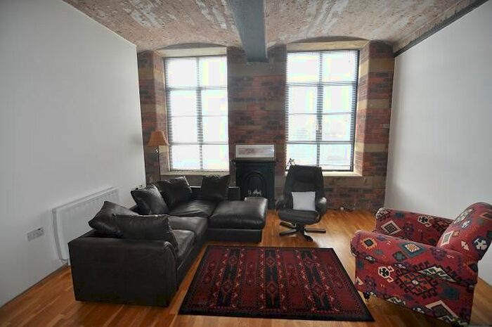 1 Bedroom Flat To Rent In Lilycroft Road, Bradford, BD9