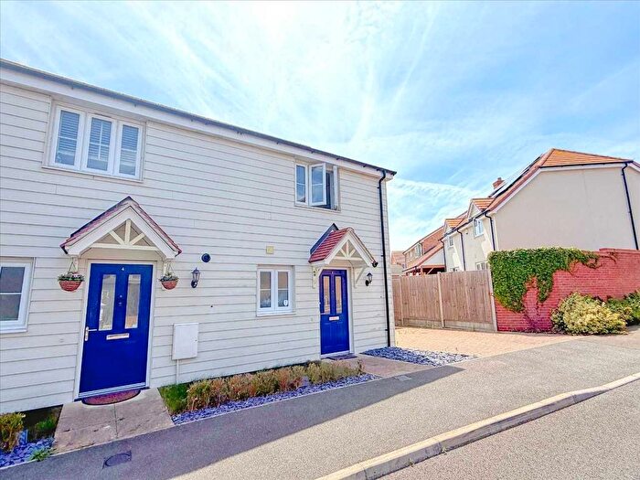 2 Bedroom Property For Sale In Secret Waters, Walton On The Naze, CO14
