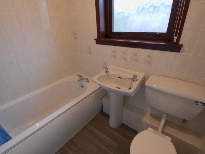 2 Bedroom Terraced House To Rent In Burntscarthgreen, Locharbriggs