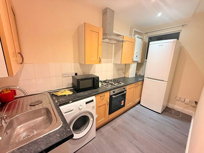 1 Bedroom Flat To Rent In Norfolk Road, Ilford, IG3