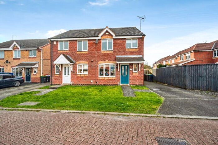 3 Bedroom Semi-Detached House For Sale In The Hawthorns, Kirkby-in-Ashfield, Nottingham, Nottinghamshire, NG17