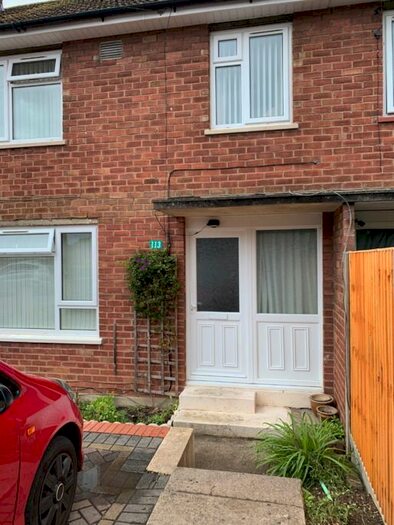 3 Bedroom Terraced House To Rent In Brangwyn Grove, Bristol, BS7