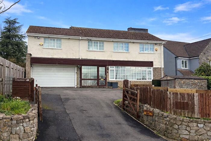 5 Bedroom Property For Sale In Main Road, Aust, BS35