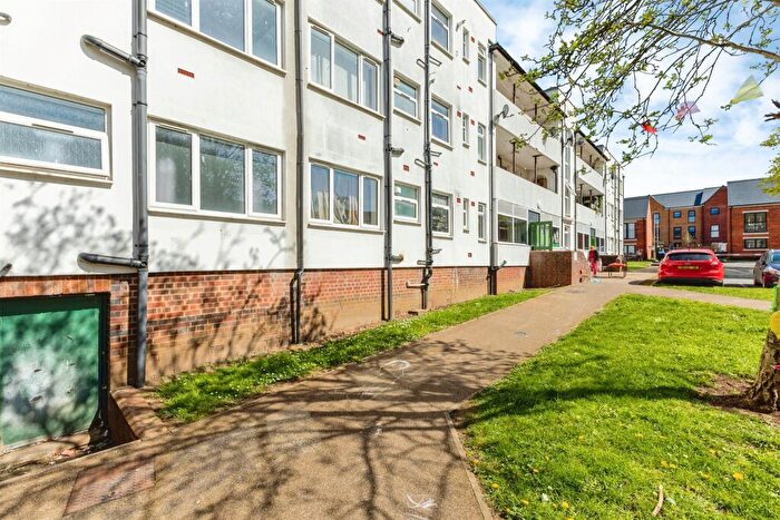 2 Bedroom Flat For Sale In Castle Street, Northampton, NN1