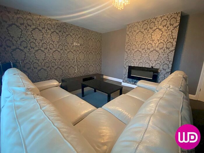 3 Bedroom Flat To Rent In Southway, Newcastle Upon Tyne, NE15
