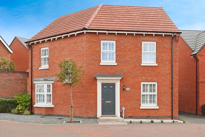 3 Bedroom Detached House For Sale In Lowe Street, Hugglescote, Coalville, Leicestershire, LE67