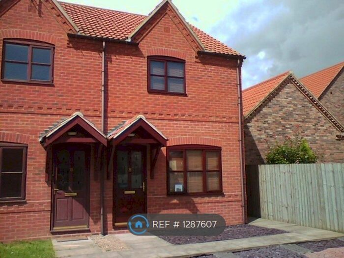 2 Bedroom Semi-Detached House To Rent In The Brambles, Newton-On-Trent, Lincoln LN1