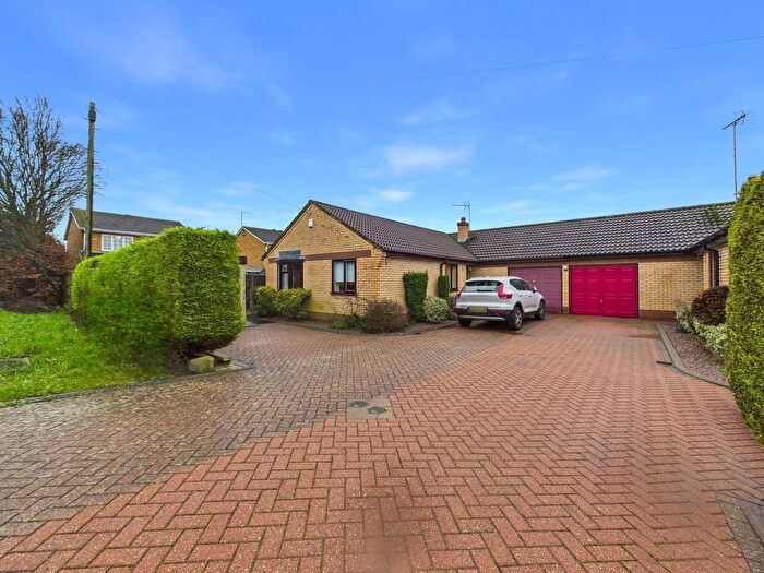 3 Bedroom Detached Bungalow For Sale In Whittlesey Road, Peterborough, PE2