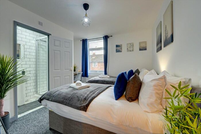 5 Bedroom Terraced House To Rent In Hollis Road, Coventry, West Midlands, CV3