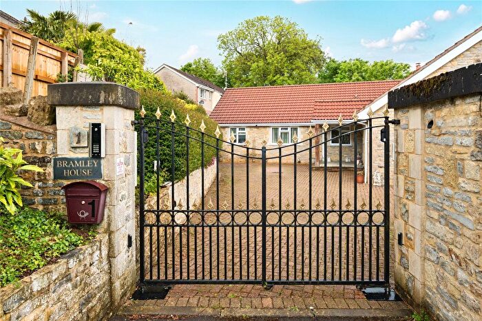 4 Bedroom Bungalow For Sale In Domus Drive, Shepton Mallet, Somerset, BA4