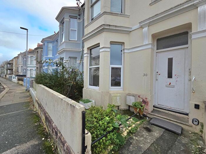 1 Bedroom Flat To Rent In Neath Road, Plymouth, PL4