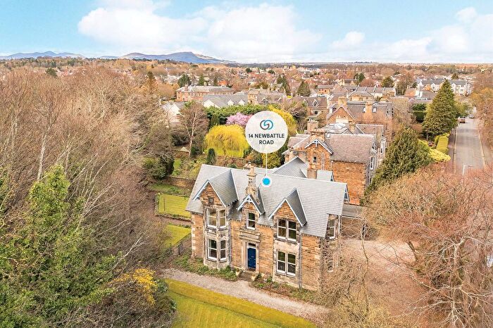 4 Bedroom Detached House For Sale In Newbattle Road, Eskbank, Dalkeith, EH22