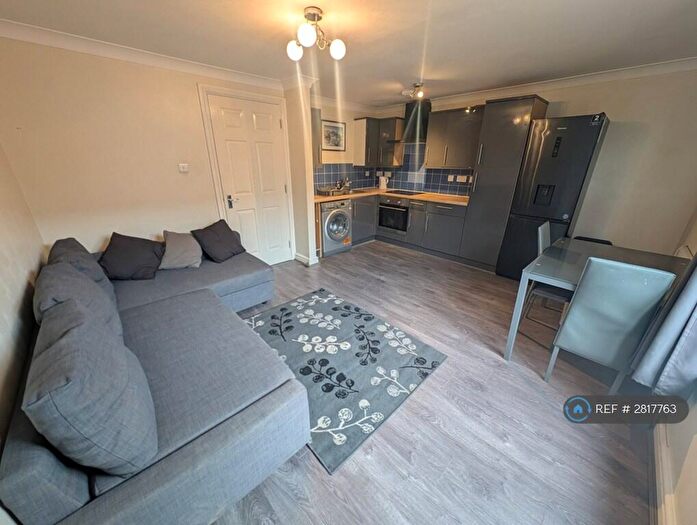 2 Bedroom Flat To Rent In Sterling Court, Birmingham, B1