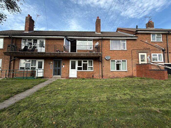2 Bedroom Flat To Rent In Rock Street, Dudley, DY3