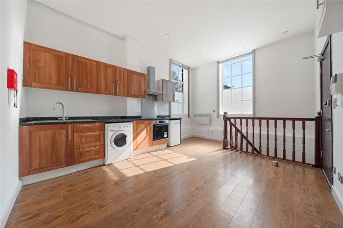 1 Bedroom Flat To Rent In Imperial Road, Fulhan, London, SW6