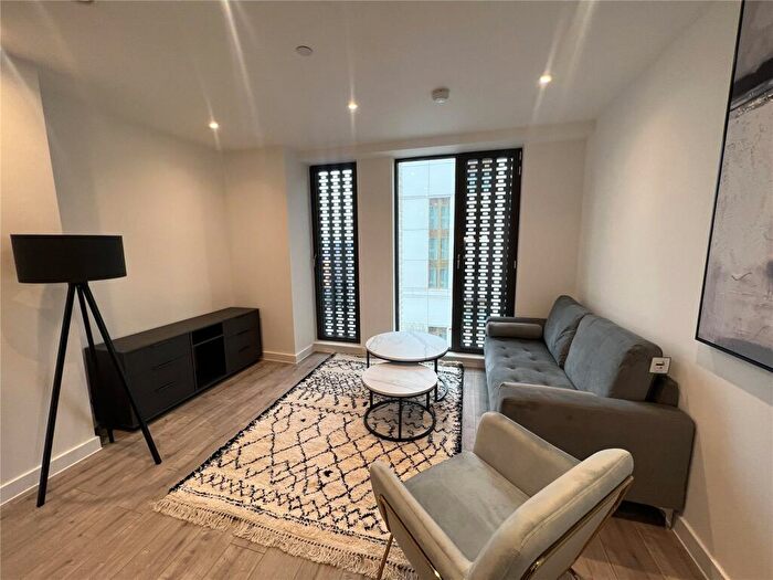 2 Bedroom Apartment To Rent In Great Ancoats Street, Manchester, M4