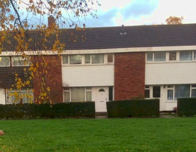 3 Bedroom House To Rent In Linnet Walk, Hatfield, AL10