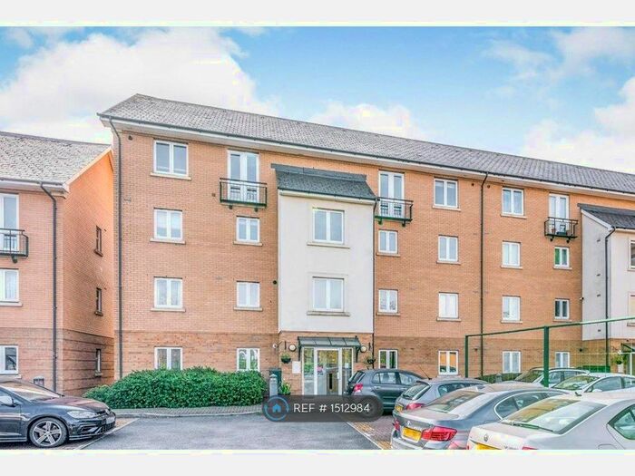 2 Bedroom Maisonette To Rent In Amalfi House, Cardiff, CF10