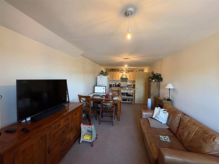 2 Bedroom Apartment To Rent In Gladstone Mill, Warrington Street, Stalybridge, SK15