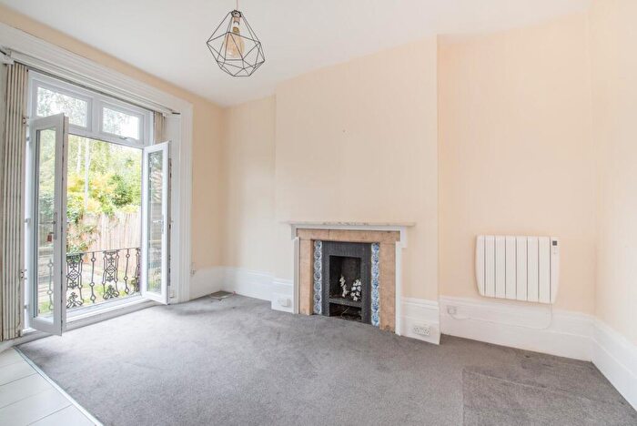 1 Bedroom Apartment To Rent In Tasker Road, London, NW3