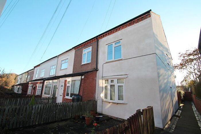 2 Bedroom End Of Terrace House To Rent In Pershore Avenue, Selly Park, Birmingham, B29