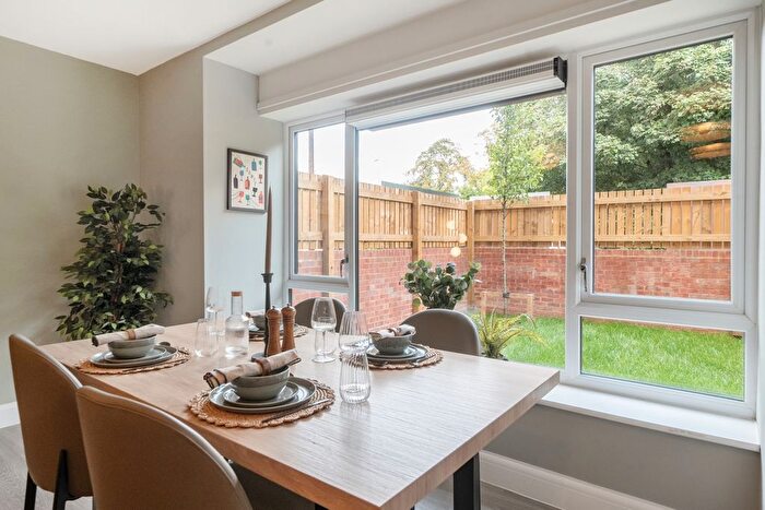 4 Bedroom Town House To Rent In Casa By Moda, Tannery Row Leeds, LS5