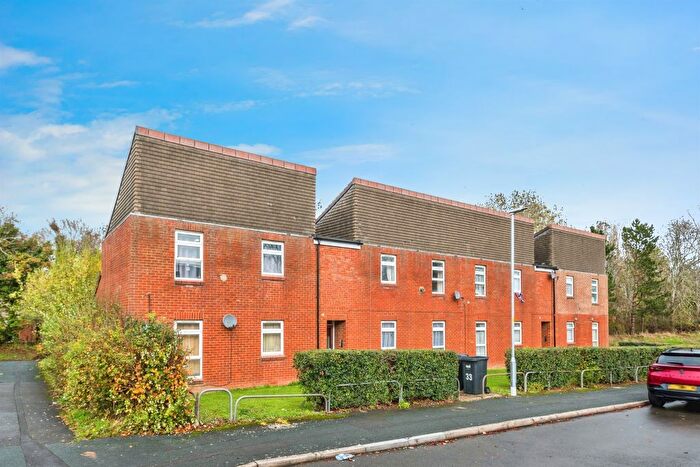1 Bedroom Flat For Sale In Edington Close, Toothill, Swindon, SN5