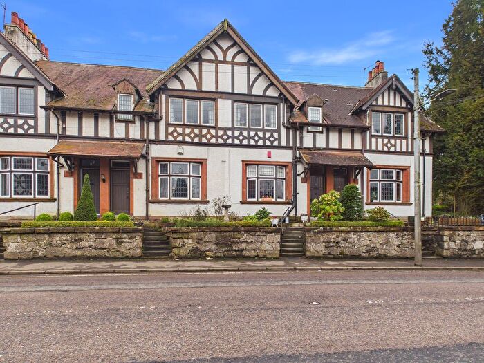 2 Bedroom Cottage For Sale In Lanark Road, Rosebank, ML8