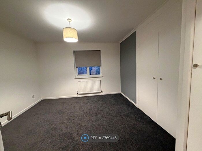 4 Bedroom Semi-Detached House To Rent In Scholars Path, Newton Aycliffe, DL5