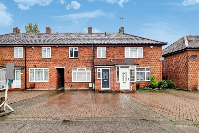 3 Bedroom Terraced House To Rent In Courtenay Avenue, Harrow, HA3