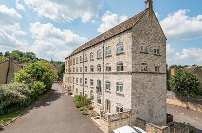 2 Bedroom Apartment For Sale In Mill Lane, Avening, Tetbury, Gloucestershire, GL8